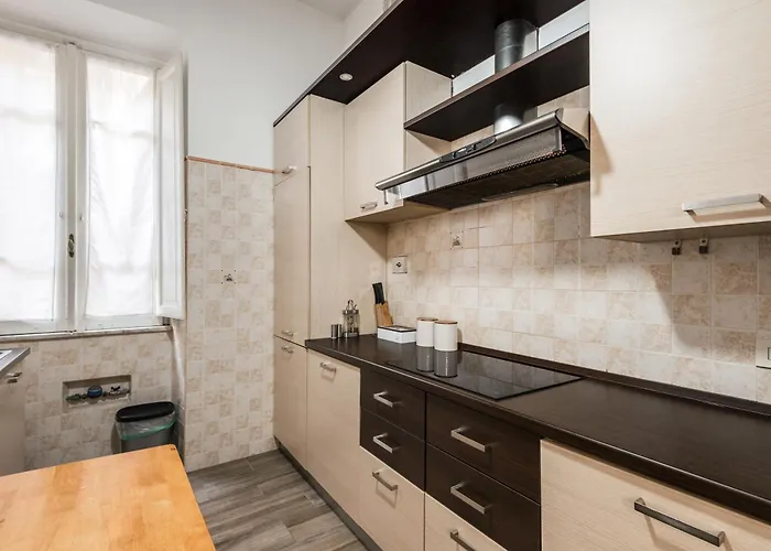 Iflat Mid-century Modern Vatican Apartament *