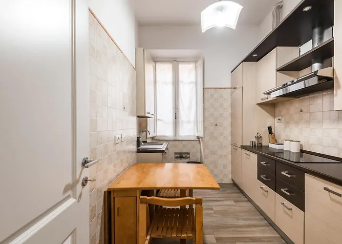 Iflat Mid-century Modern Vatican Apartament *