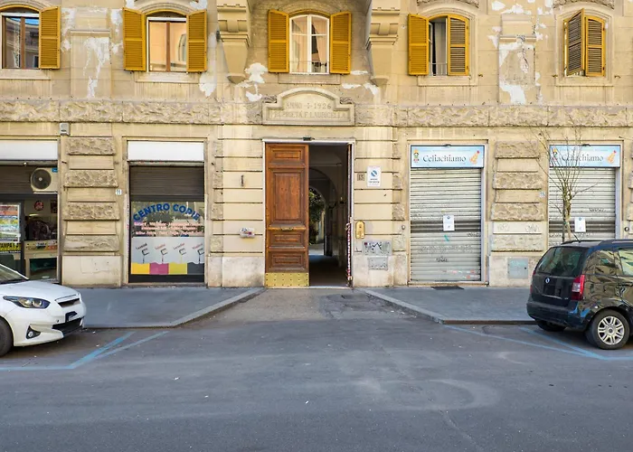 Iflat Mid-century Modern Vatican Apartament Rzym