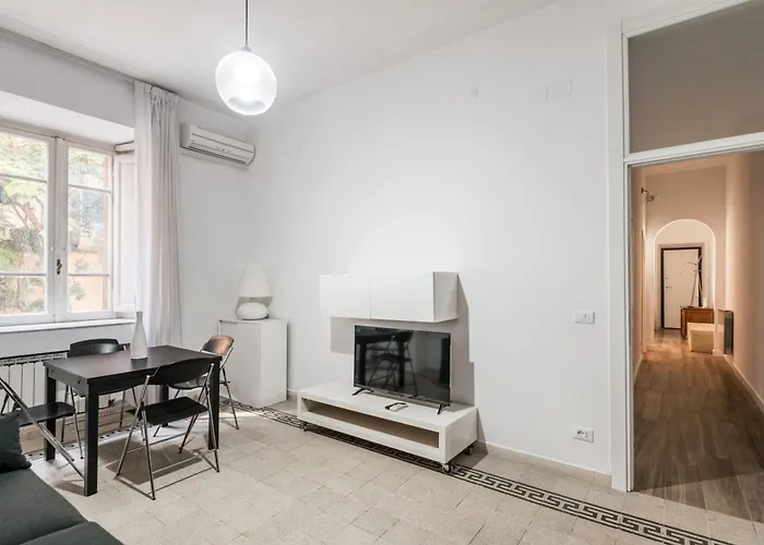 Iflat Mid-century Modern Vatican Apartament